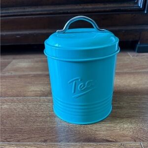 Green Storage Tote